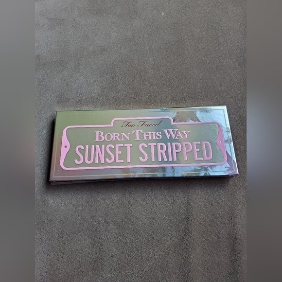 BNIB Too Faced Born This Way Sunset Stripped Palette - Picture 4 of 8